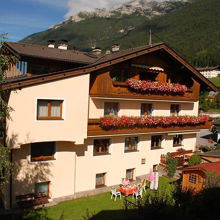 Haus Waltraud Apartment Neustift im Stubaital Bilik gambar